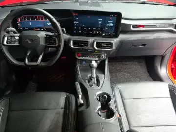 2025 Ford Mustang с пробегом 6 075 км
