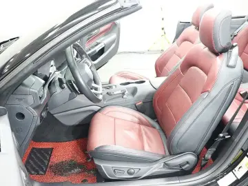2025 Ford Mustang с пробегом 13 193 км