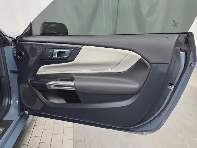 2024 Ford Mustang с пробегом 54 340 км