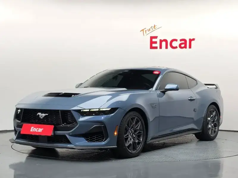 2025 Ford Mustang с пробегом 7 402 км