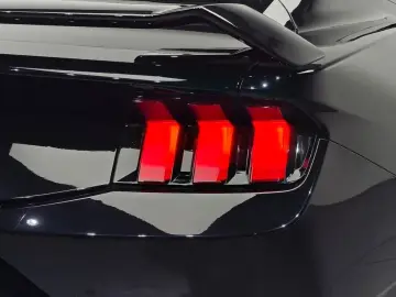 2024 Ford Mustang с пробегом 45 723 км