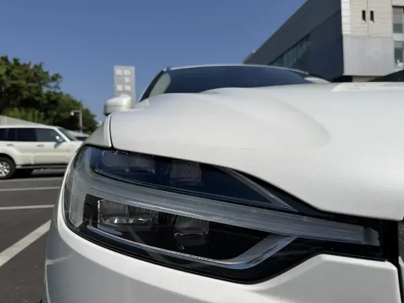 2020 Volvo XC60 с пробегом 54 000 км