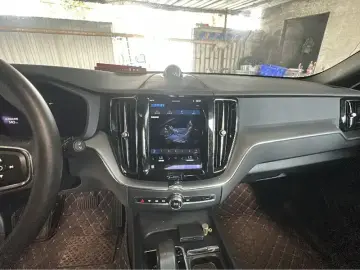 2023 Volvo XC60 с пробегом 12 200 км