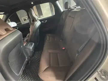 2023 Volvo XC60 с пробегом 12 200 км