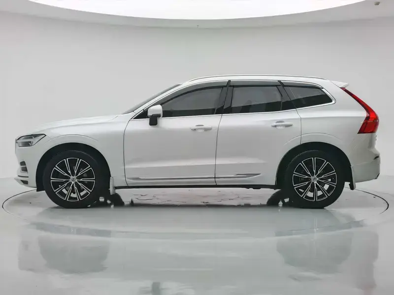 2020 Volvo XC60 с пробегом 155 500 км