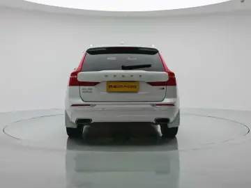 2020 Volvo XC60 с пробегом 155 500 км