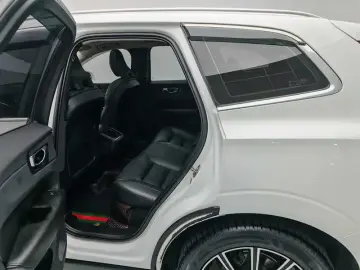 2020 Volvo XC60 с пробегом 155 500 км