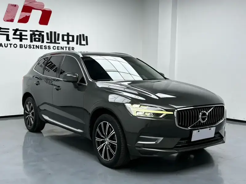 2020 Volvo XC60 с пробегом 89 000 км