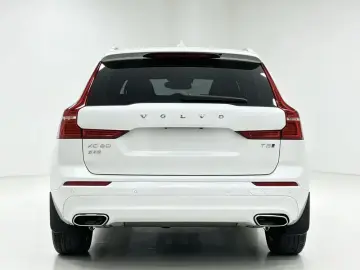 2019 Volvo XC60 с пробегом 82 000 км