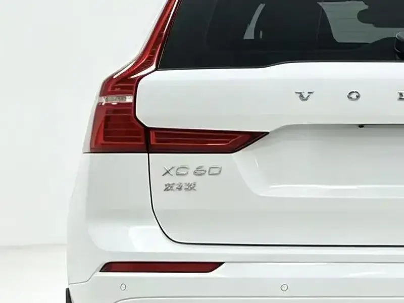 2019 Volvo XC60 с пробегом 82 000 км