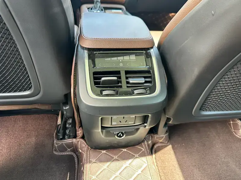 2020 Volvo XC90 с пробегом 53 000 км
