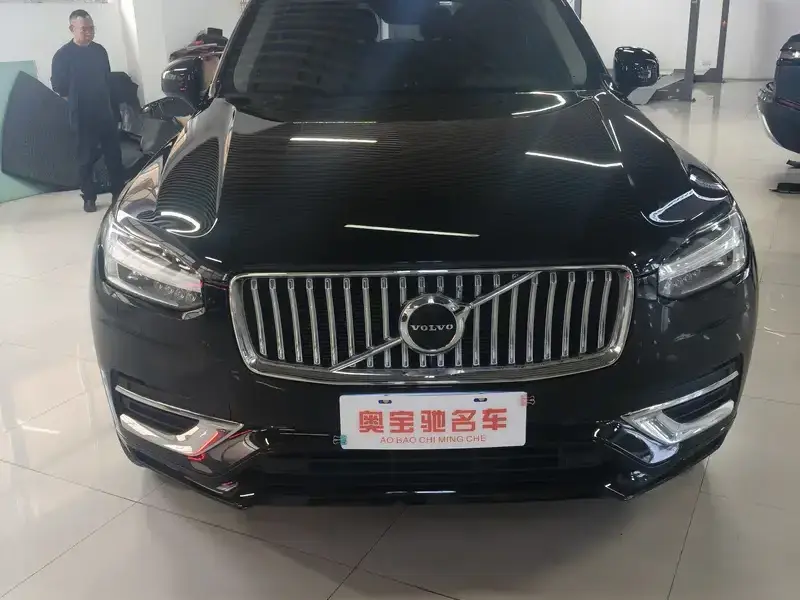 2020 Volvo XC90 с пробегом 89 000 км