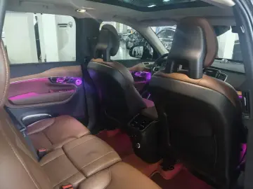2020 Volvo XC90 с пробегом 89 000 км