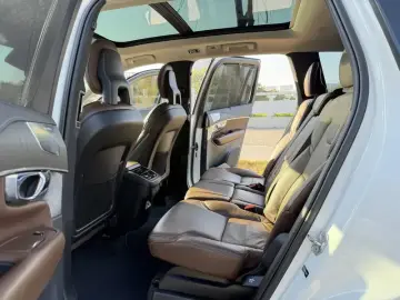 2020 Volvo XC90 с пробегом 80 000 км