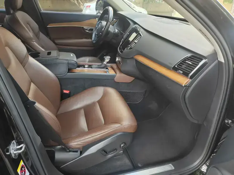 2020 Volvo XC90 с пробегом 264 000 км