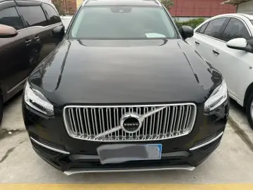 2019 Volvo XC90 с пробегом 90 000 км