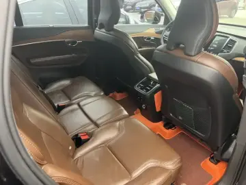 2019 Volvo XC90 с пробегом 90 000 км