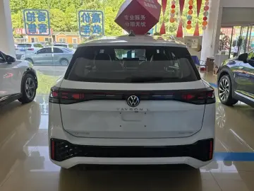 2026 Volkswagen Tayron с пробегом 100 км