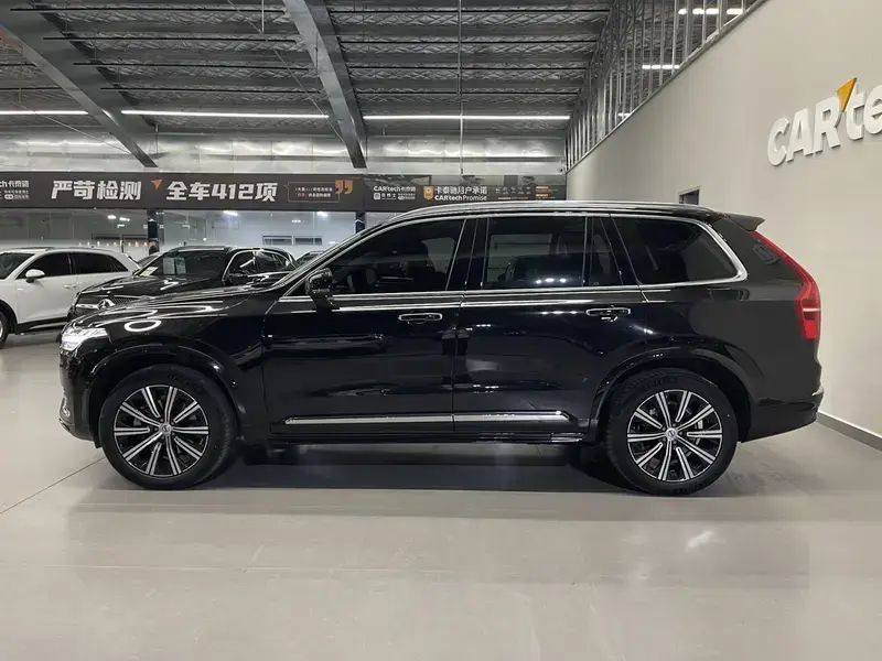 2023 Volvo XC90 с пробегом 58 000 км