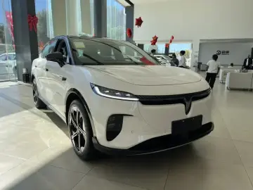 2024 Voyah Courage с пробегом 100 км