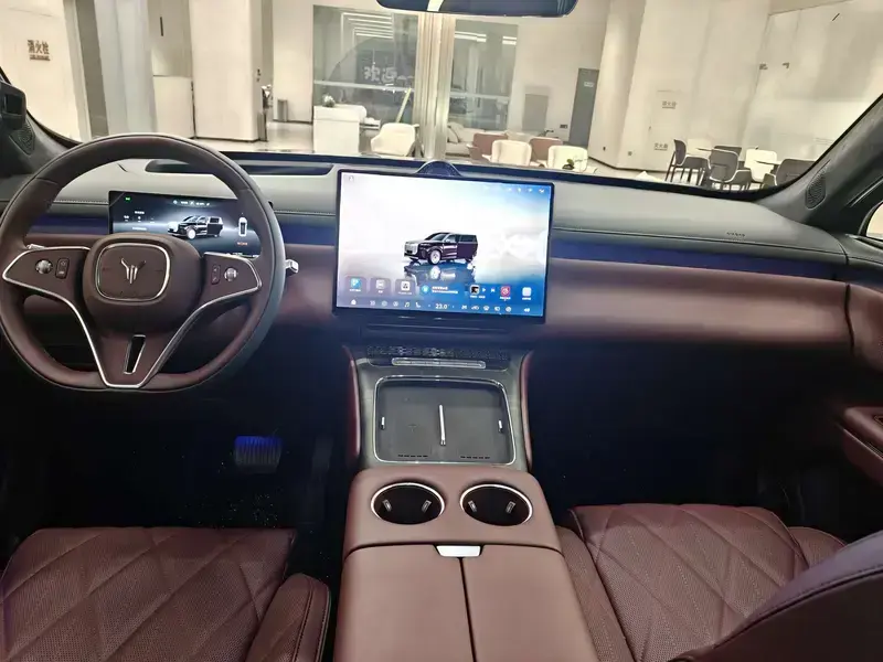 2026 Voyah Taishan с пробегом 9 900 км