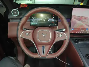 2026 Voyah Taishan с пробегом 15 200 км