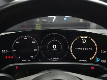 2020 Porsche Taycan с пробегом 50 437 км