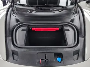 2023 Porsche Taycan с пробегом 51 347 км