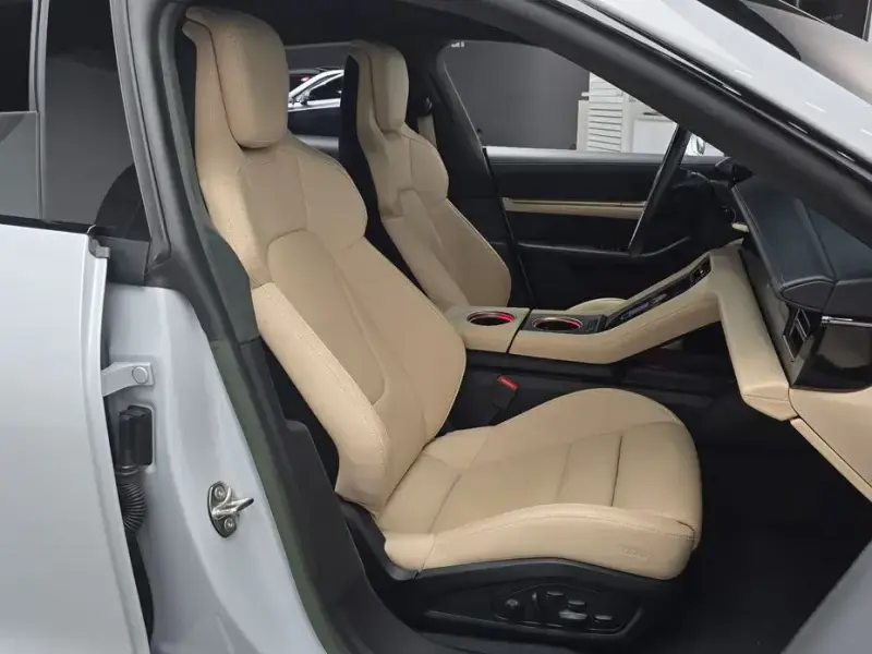 2023 Porsche Taycan с пробегом 29 006 км