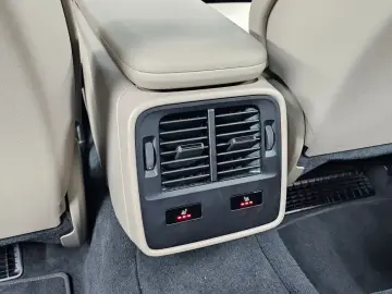 2023 Porsche Taycan с пробегом 26 485 км