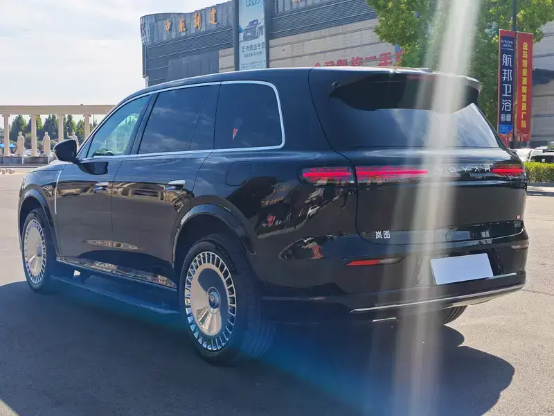 2026 Voyah Taishan с пробегом 17 500 км
