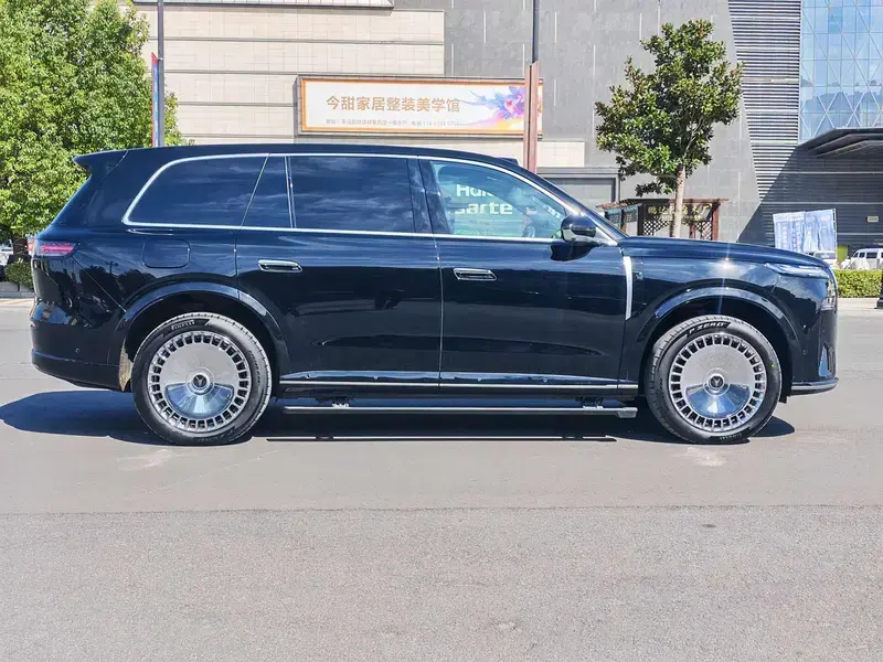 2026 Voyah Taishan с пробегом 17 500 км
