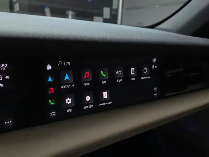 2023 Porsche Taycan с пробегом 22 700 км
