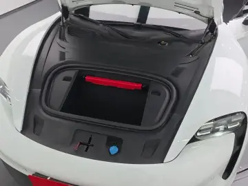 2021 Porsche Taycan с пробегом 39 406 км