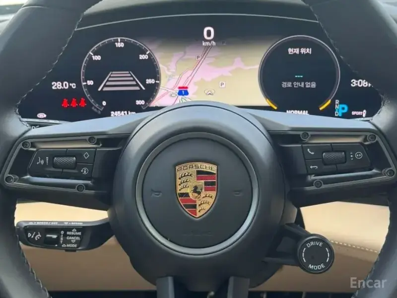 2023 Porsche Taycan с пробегом 24 000 км