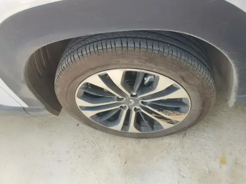 2026 Wuling Starlight 560 с пробегом 7 000 км