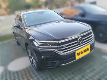 2021 Volkswagen Touareg с пробегом 92 300 км