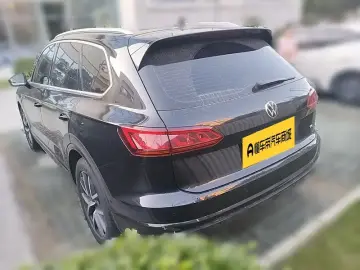 2021 Volkswagen Touareg с пробегом 92 300 км