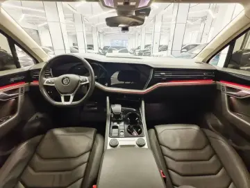 2020 Volkswagen Touareg с пробегом 109 800 км