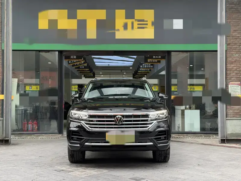 2023 Volkswagen Touareg с пробегом 28 300 км