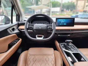 2022 Wuling Jiachen с пробегом 120 000 км