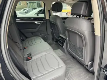 2023 Volkswagen Touareg с пробегом 28 300 км
