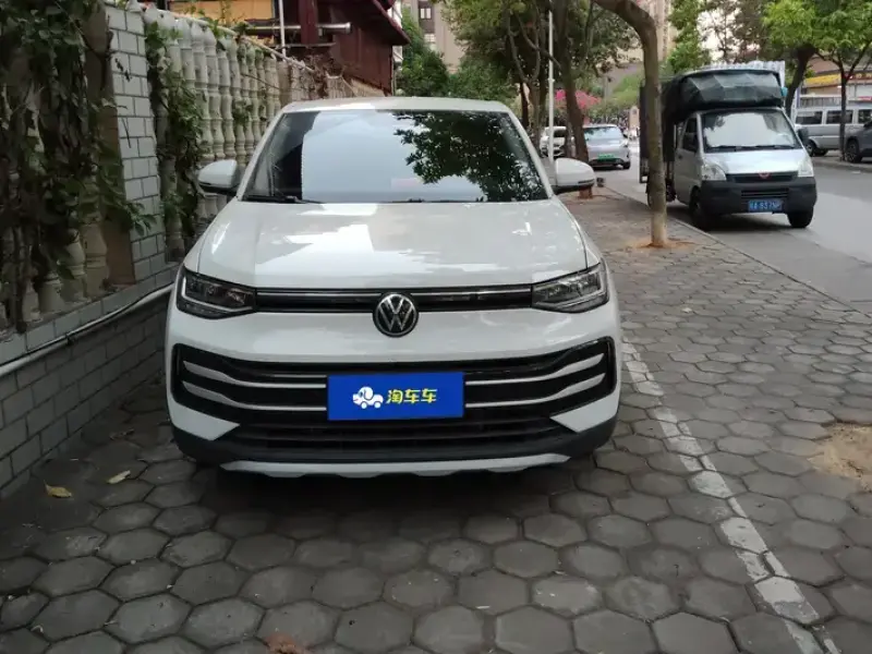 2026 Volkswagen Tharu с пробегом 14 000 км