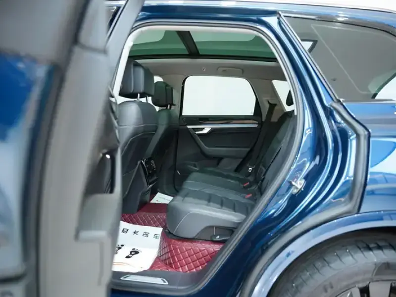 2022 Volkswagen Touareg с пробегом 35 000 км