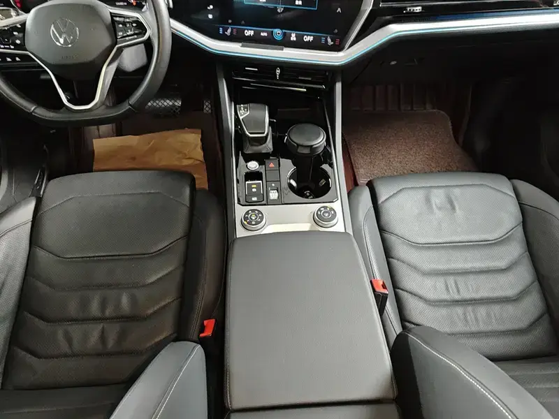 2022 Volkswagen Touareg с пробегом 124 500 км