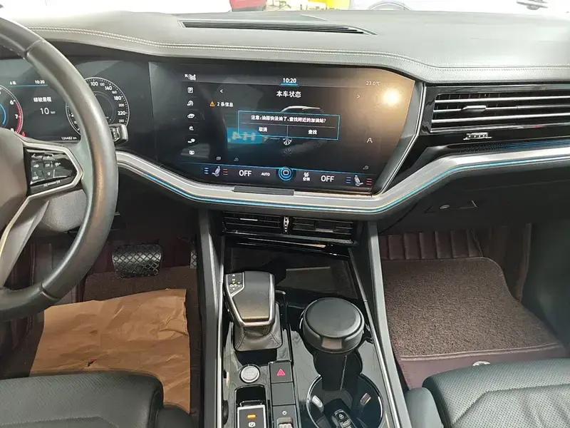 2022 Volkswagen Touareg с пробегом 124 500 км