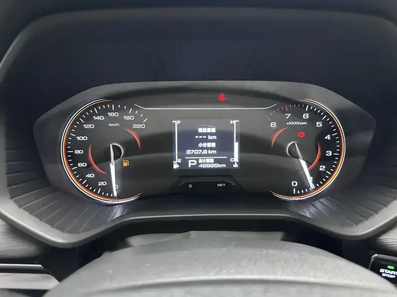 2022 Wuling Jiachen с пробегом 48 200 км