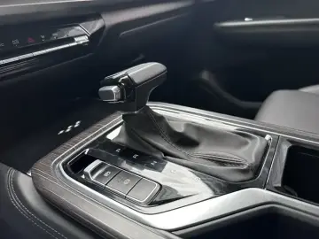 2022 Wuling Jiachen с пробегом 48 200 км