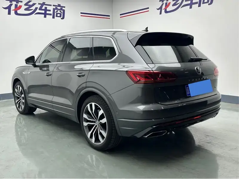 2019 Volkswagen Touareg с пробегом 74 000 км