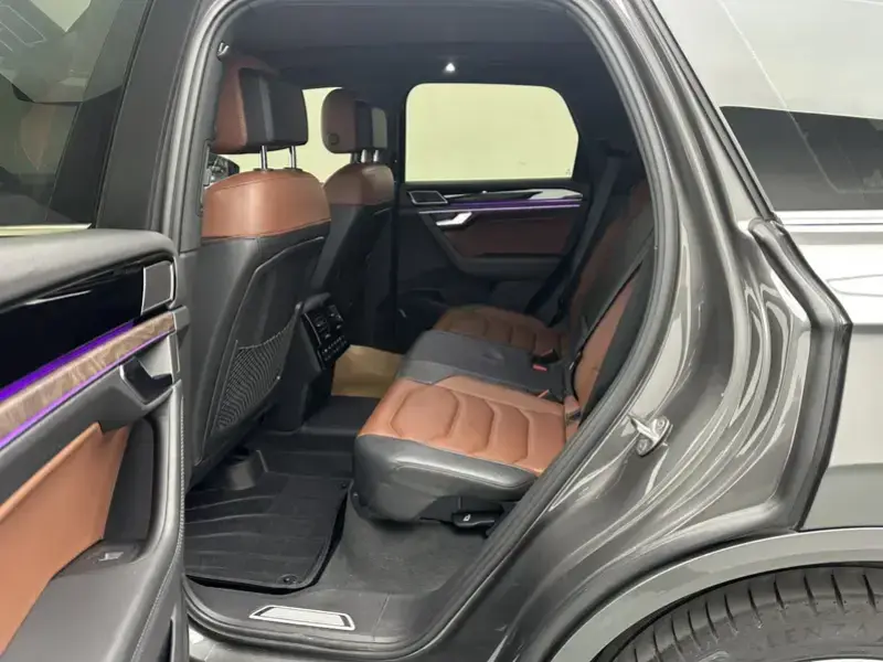 2019 Volkswagen Touareg с пробегом 74 000 км
